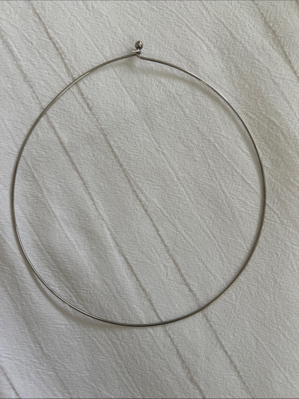 Classic Silver Wire Necklace